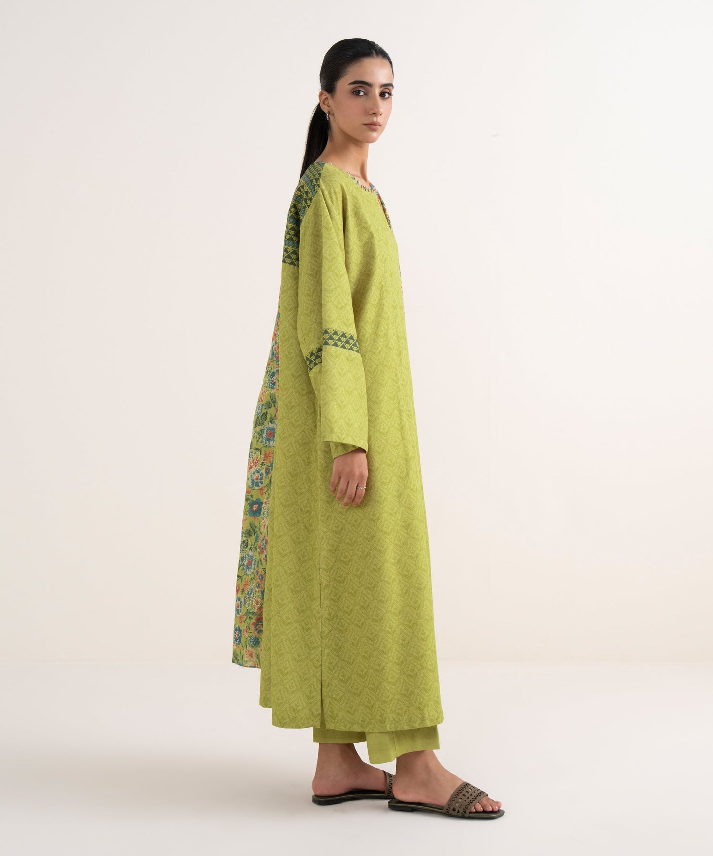 Women's Unstitched Light Khaddar Printed Green Three Piece Suit